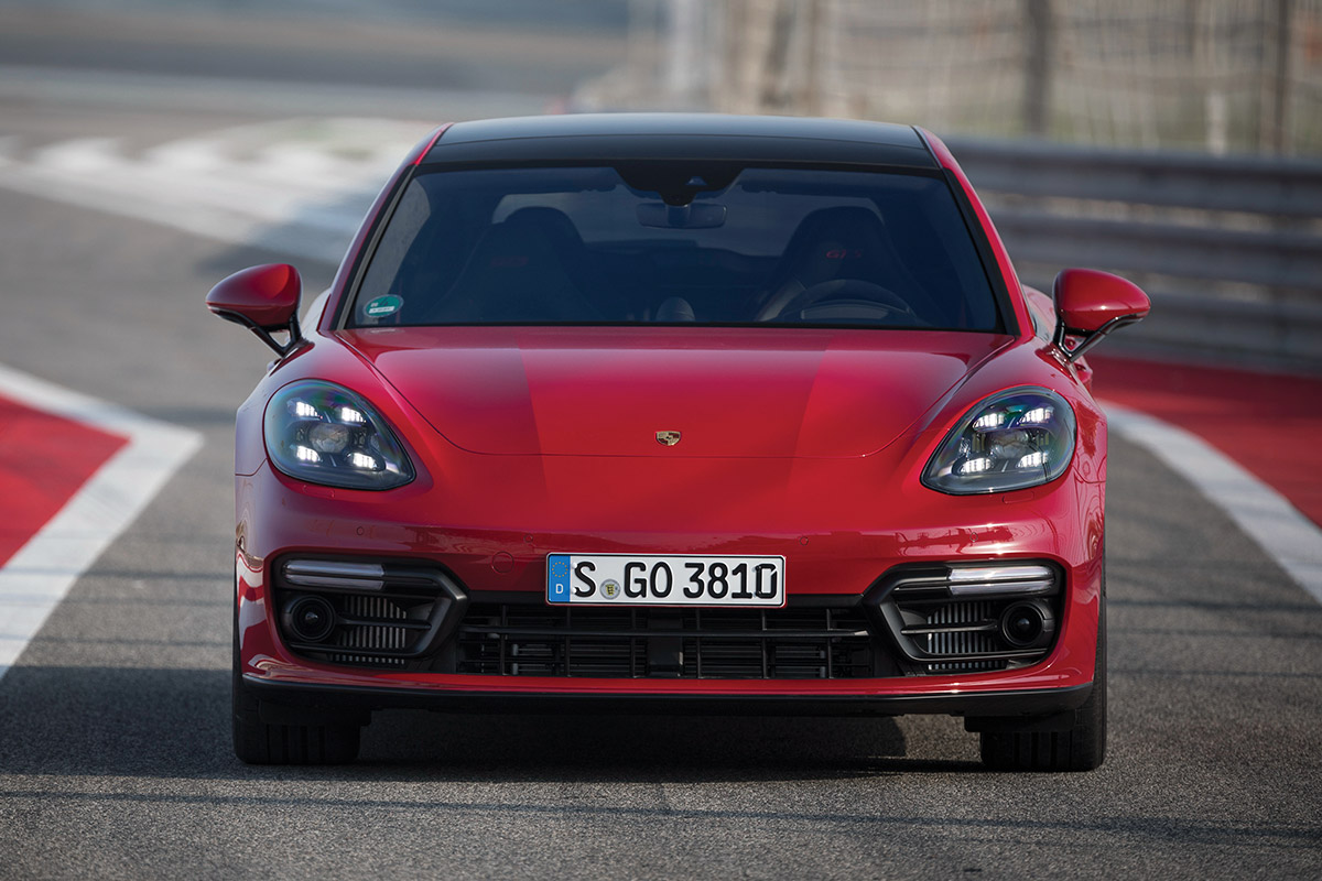 porsche panamera gts sport turismo