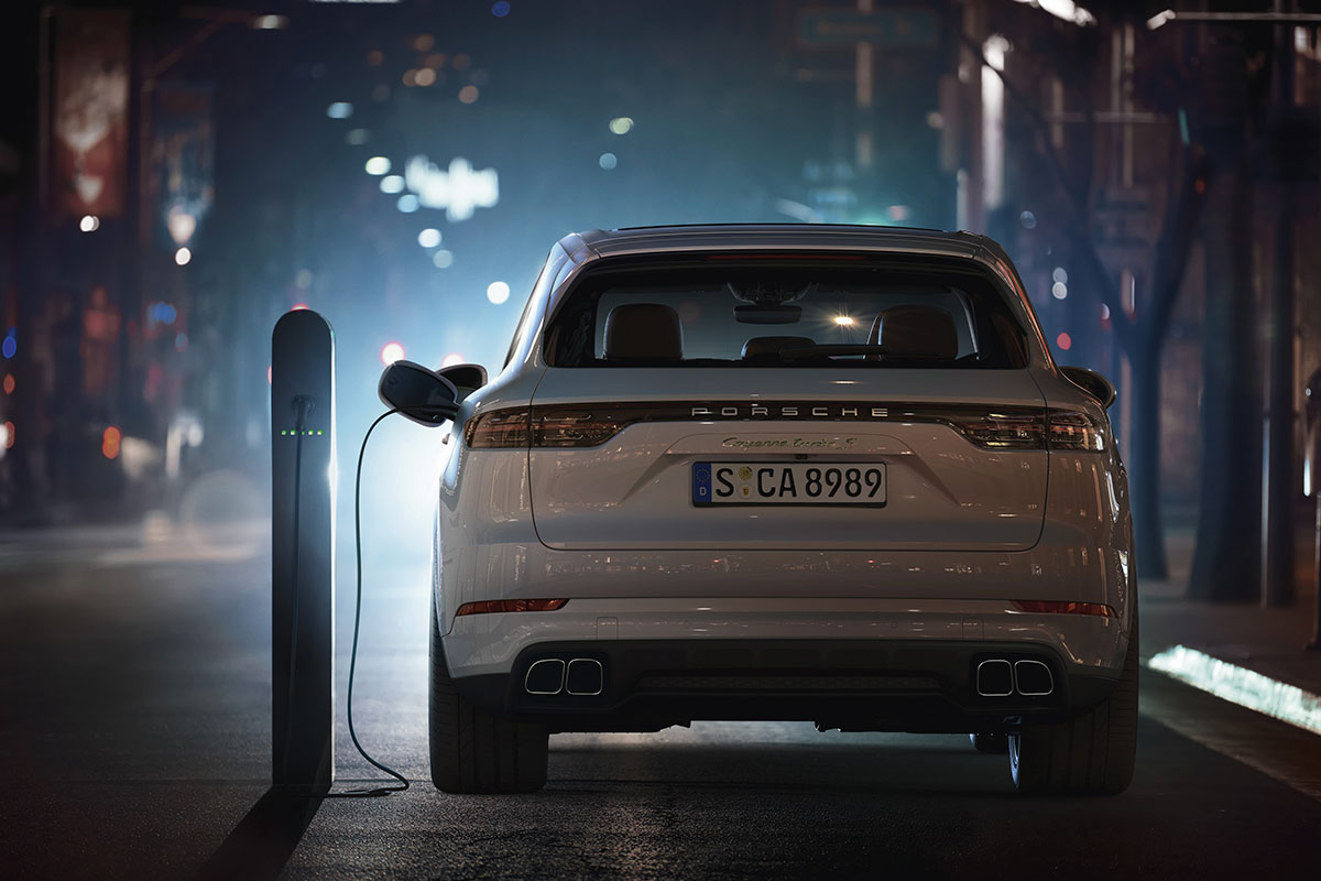 porsche cayenne turbo s e hybrid 5