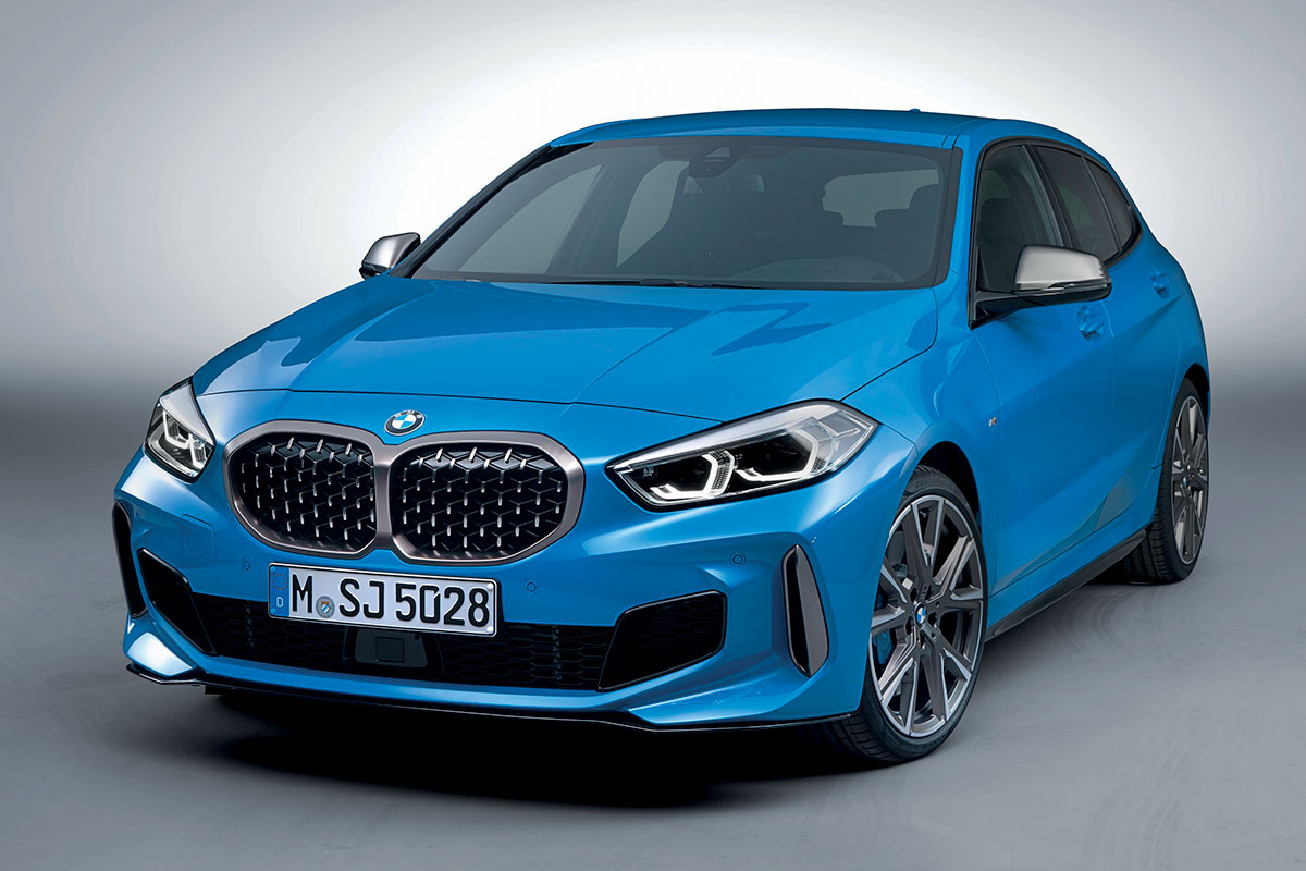 BMW M135i x Drive - Photo 1