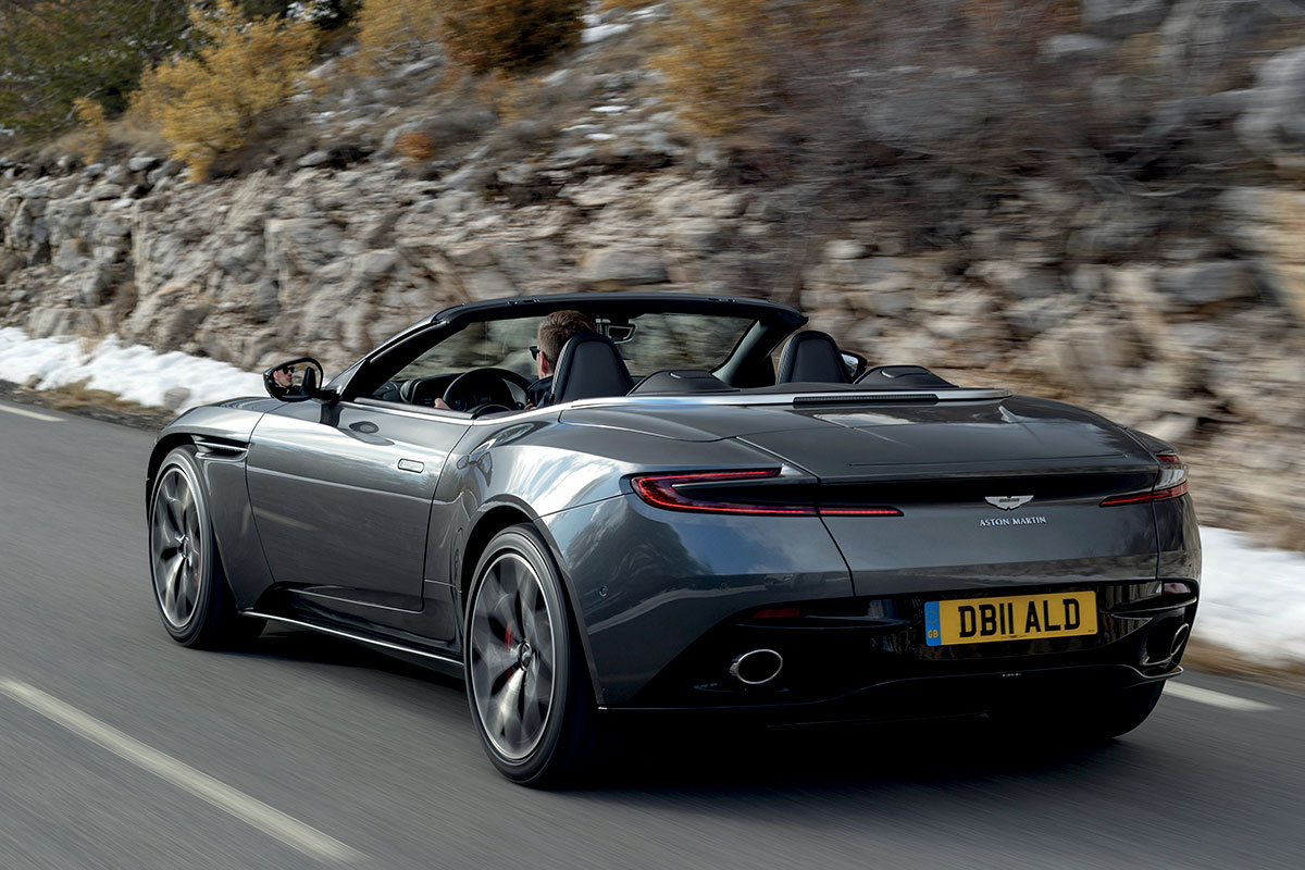 aston martin db11 volante2
