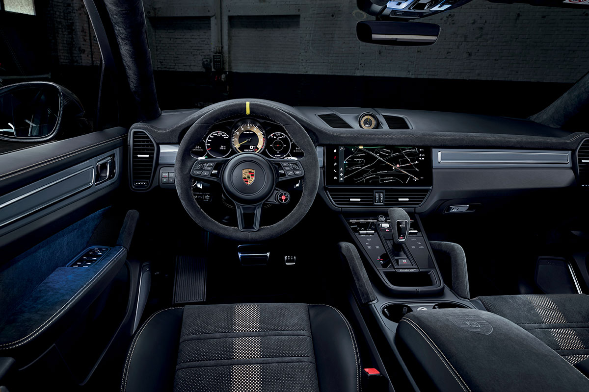 porsche cayenne coupe turbo gt7