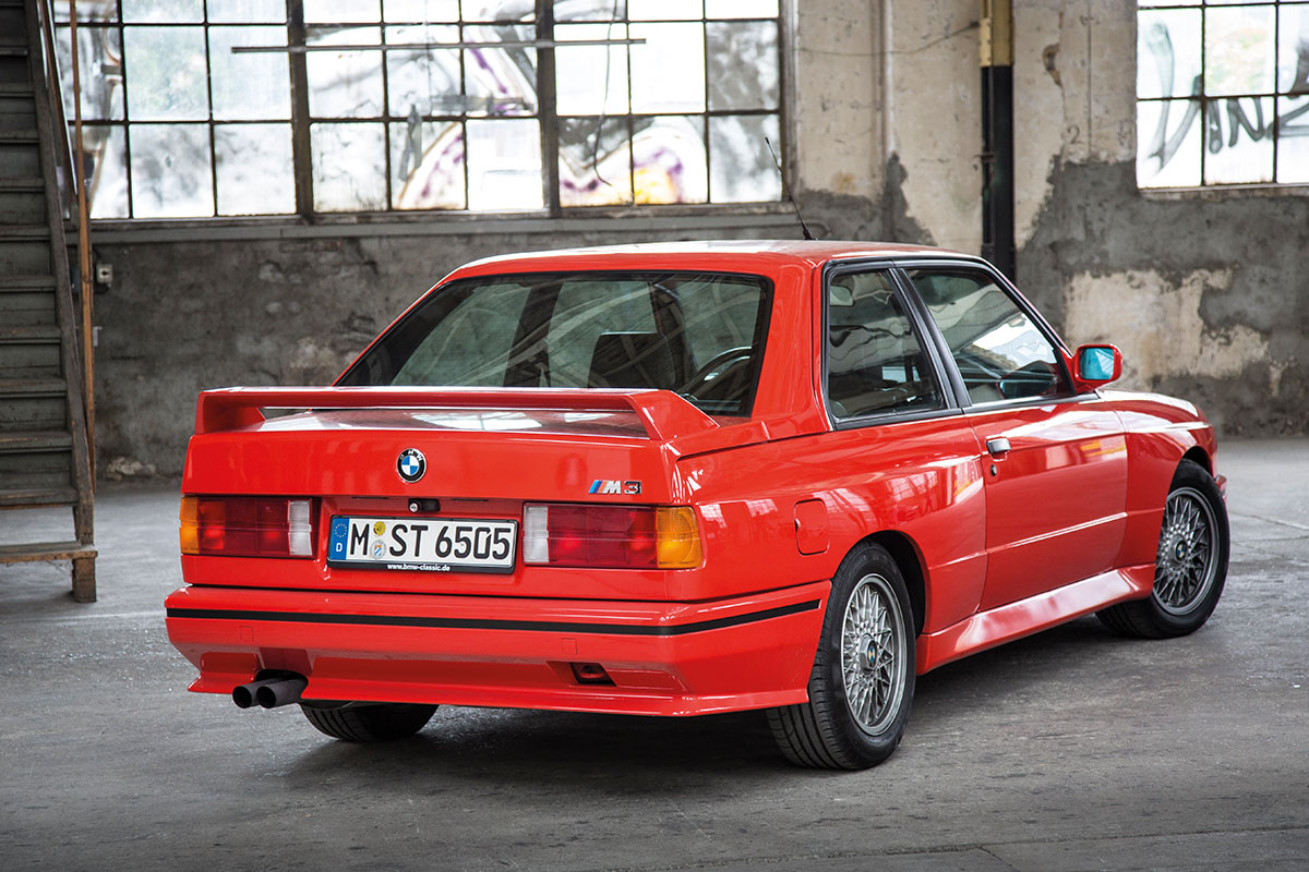 BMW M3 E30 - Retour sur la M3 préférée des puristes