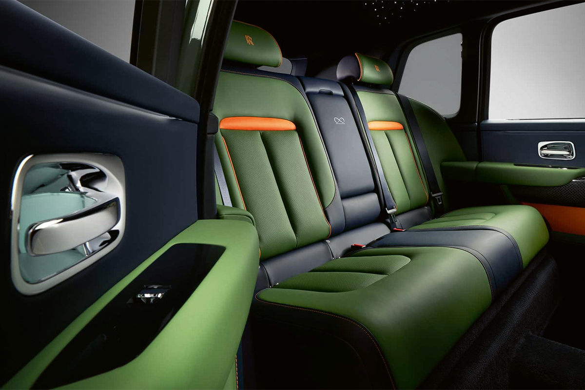 Rolls Royce 8 Cullinan Black Badge