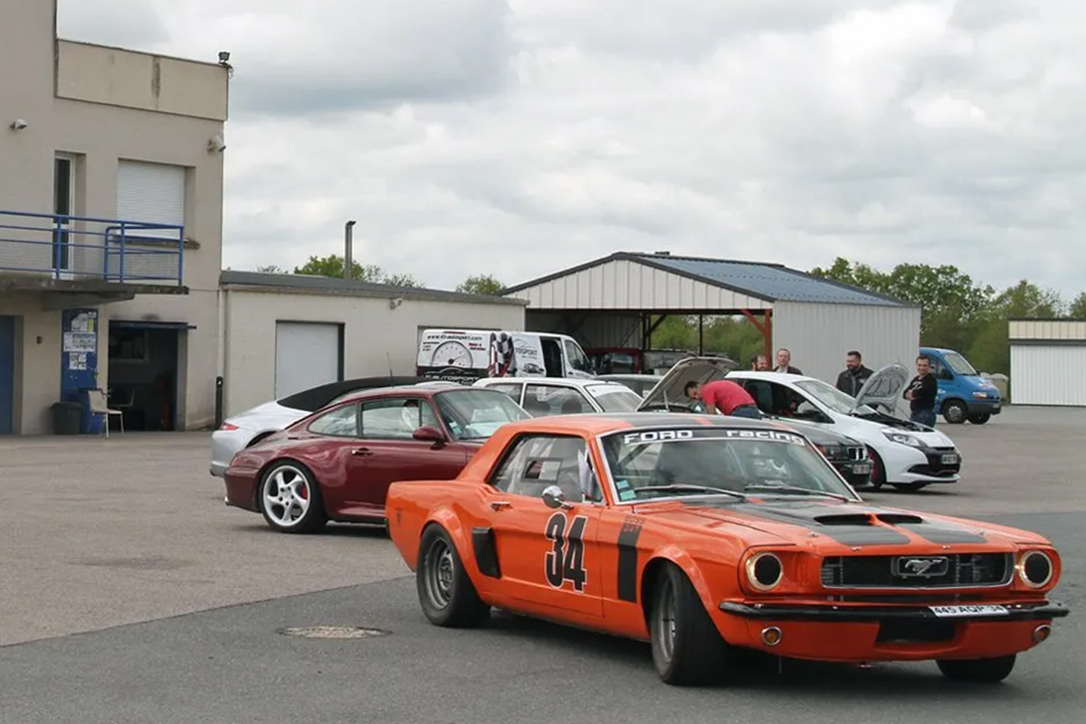 Loire Motors Passion, rendez-vous le 10 juin à Lurcy-Levis. - 2