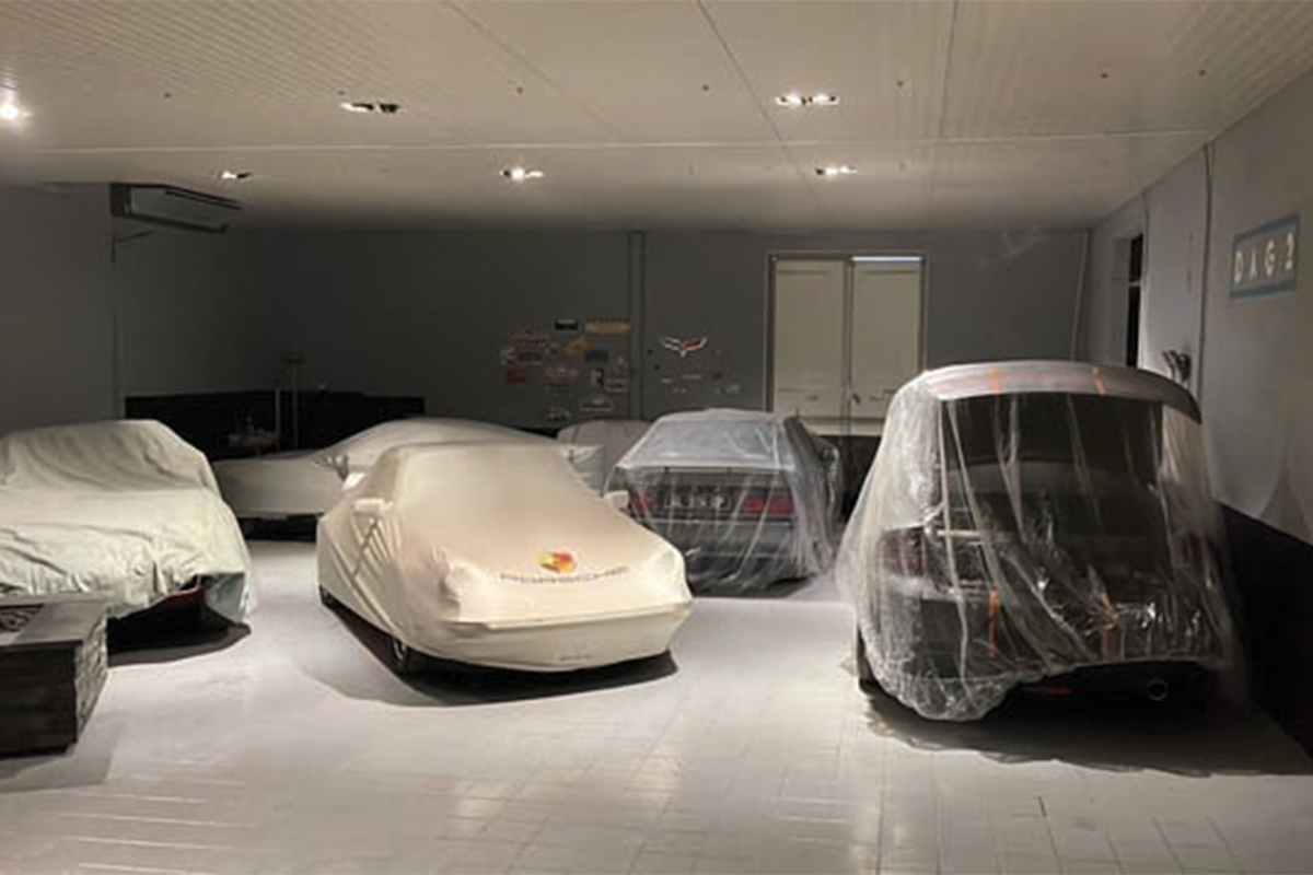 115° Longitude West