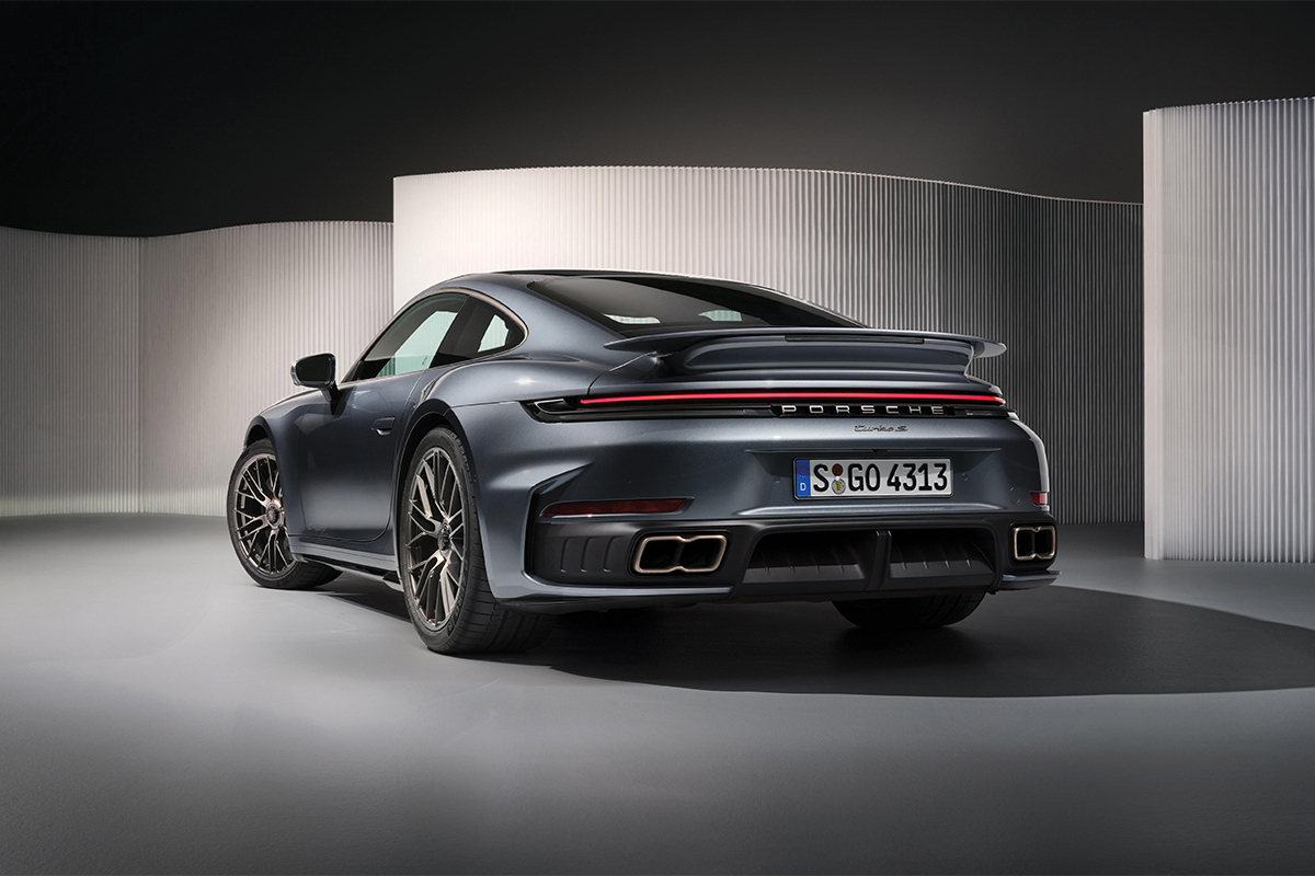 Porsche 911 Turbo S (2025)