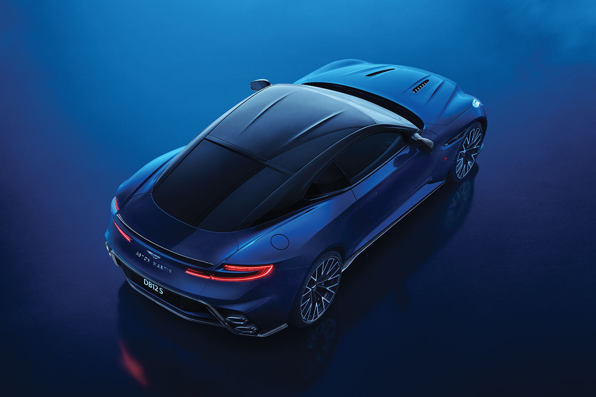 Aston Martin DB12 S