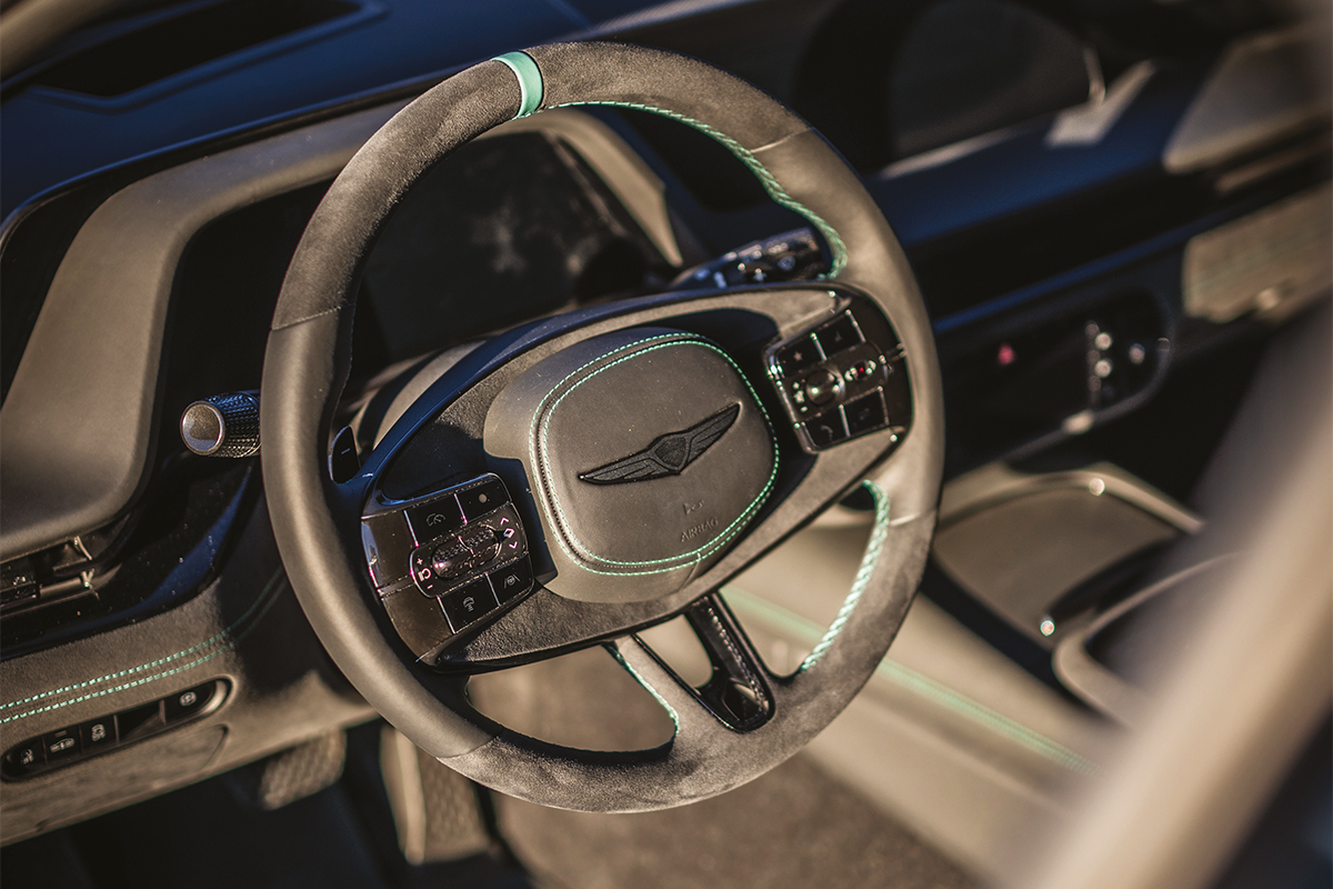 Genesis G90 Wingback concept