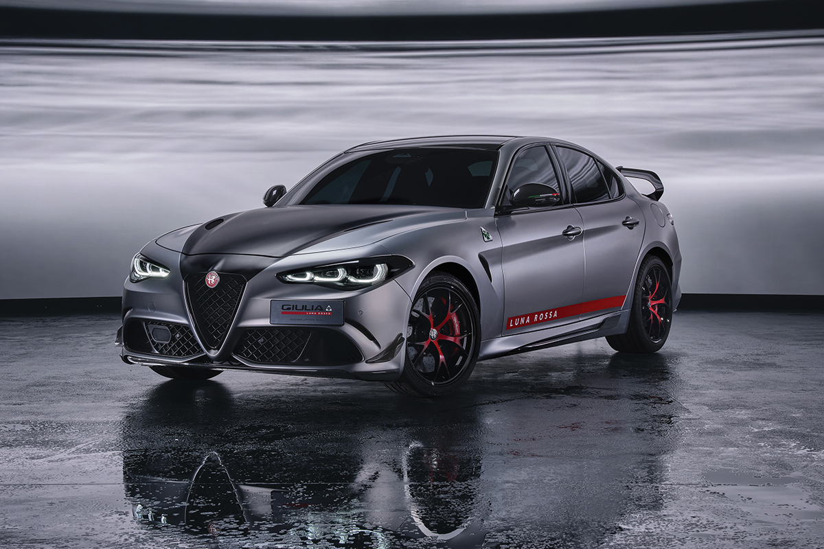 Alfa Romeo Giulia Quadrifoglio “Luna Rossa”