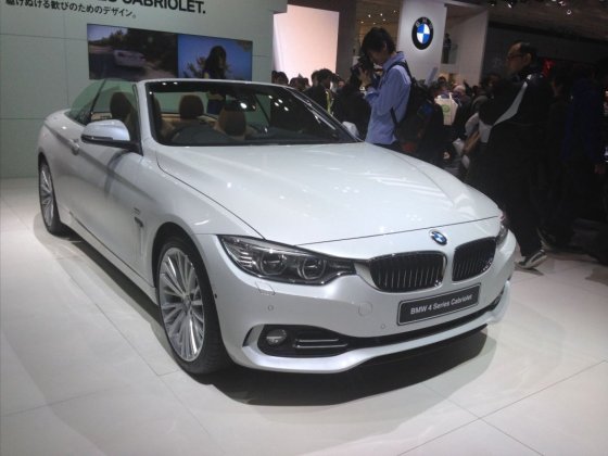 BMW Série 4 Cabriolet, la révélation du salon de Los Angeles 2013