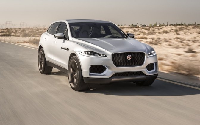 Jaguar C-X17, en démonstration à Dubaï