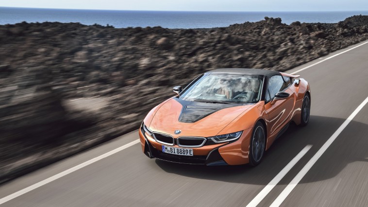 BMW i8 roadster : Une i8 avec les cheveux au vent