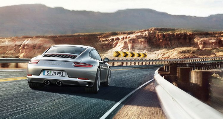 Une boîte manuelle sur les 911 type 992, la boite PDK au placard ?