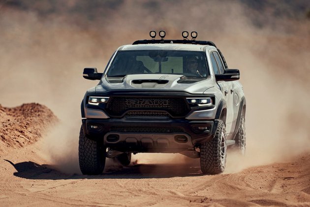 Duel de mastodontes : Dodge RAM 1500 TRX La réponse du bélier