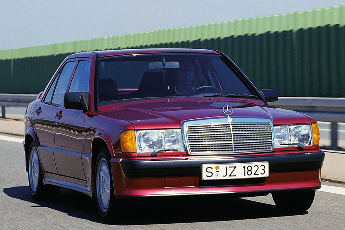 MERCEDES 190E 2,3-16 (1983-1988), c'est l’esprit Mercedes-Benz