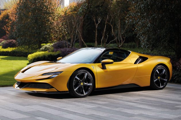 Les +1000 chevaux : Ferrari SF90 Stradale - La prima