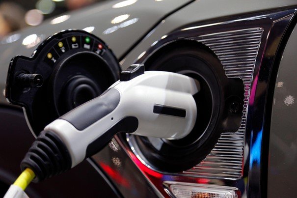 Enedis, installation d'une borne pour voiture électrique