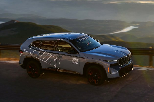 BMW XM, roi à Pikes Peak